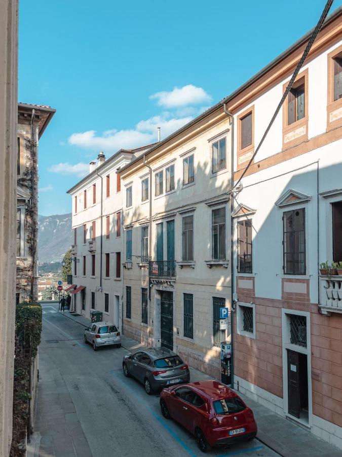 Living Down Town Apartment Bassano del Grappa Exterior photo